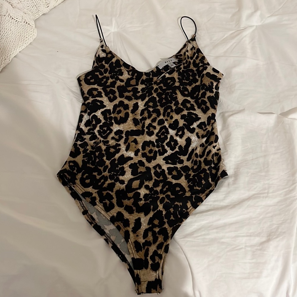 GAZE LEOPARD BODYSUIT